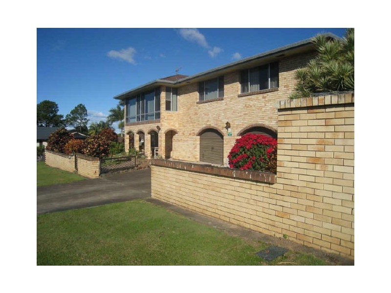 2 Maroong Crescent, Nerang QLD 4211