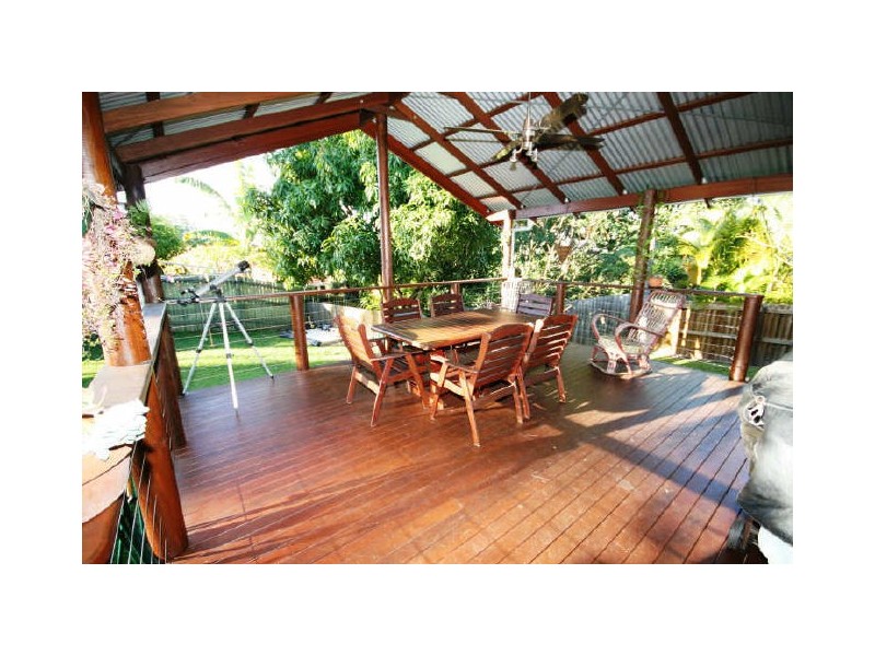 169 Alexander Drive, Highland Park QLD 4211