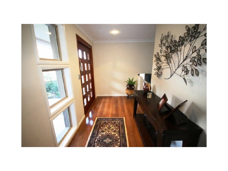 25 Piccadilly Place, Highland Park QLD 4211