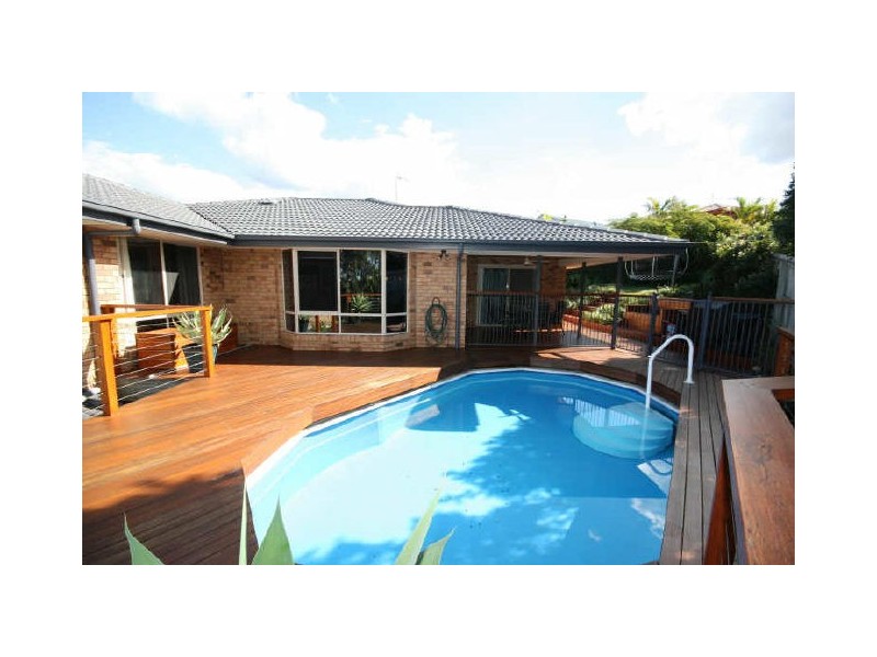 25 Piccadilly Place, Highland Park QLD 4211