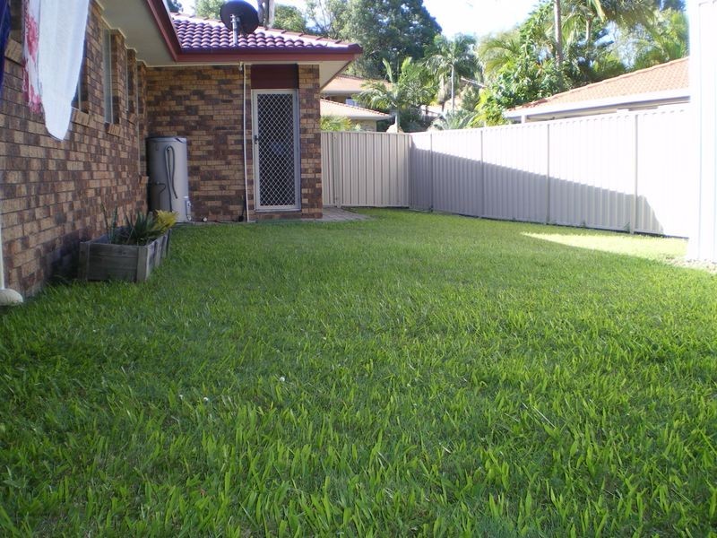 38 Renfrew Drive, Highland Park QLD 4211