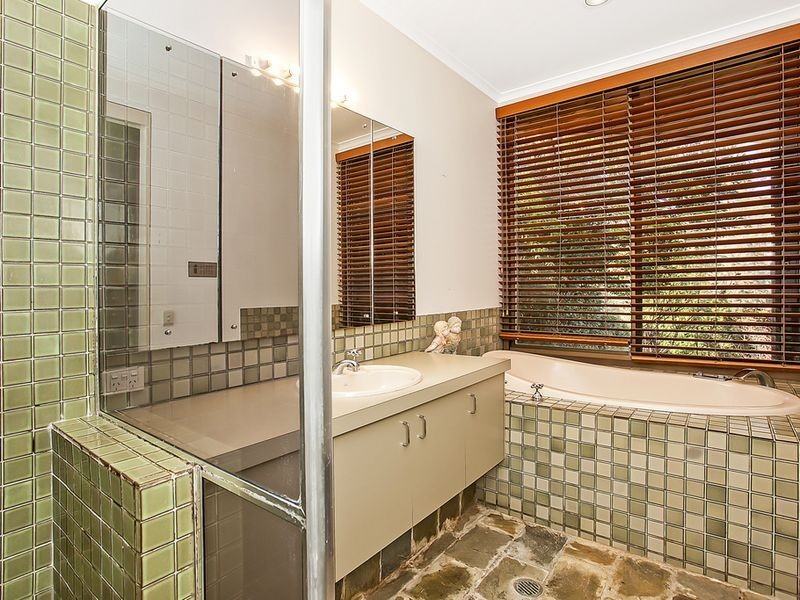 50 Riverlea Waters Drive, Nerang QLD 4211