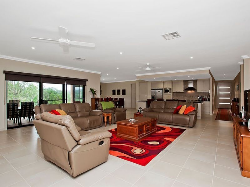 1050 Beaudesert-Nerang Road, Clagiraba QLD 4211