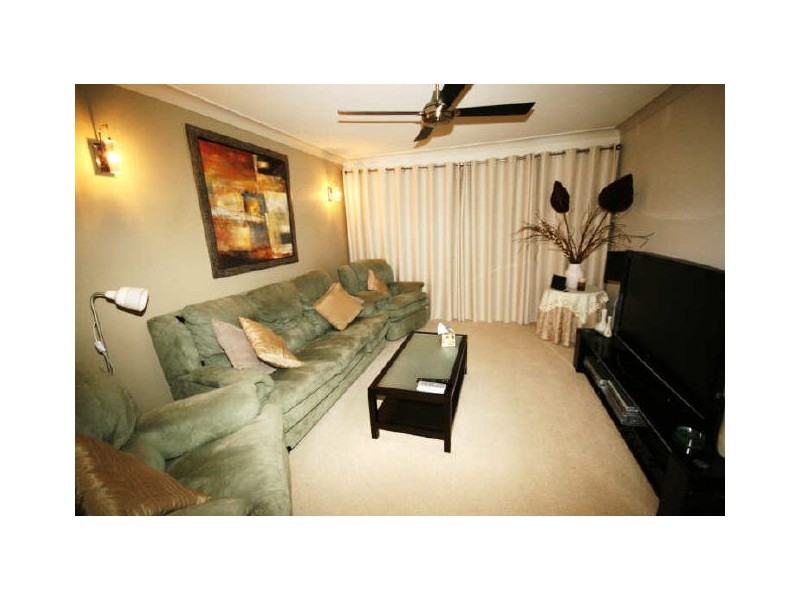 10 Pasture Place, Mount Nathan QLD 4211