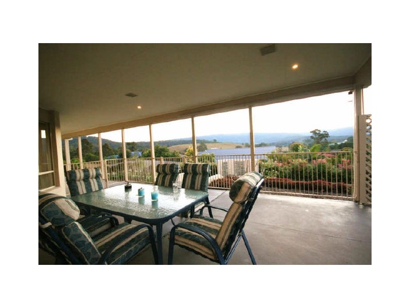 10 Pasture Place, Mount Nathan QLD 4211