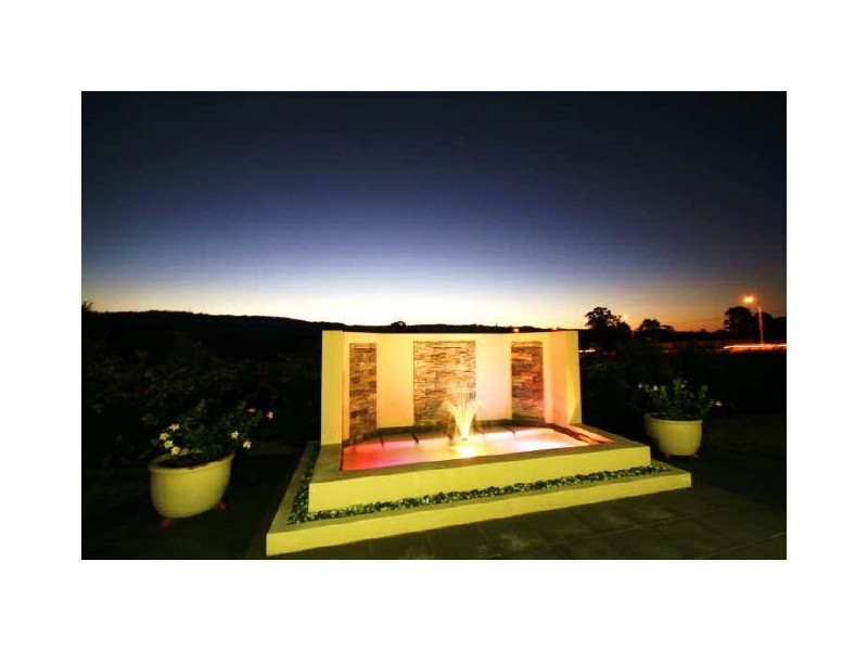 10 Pasture Place, Mount Nathan QLD 4211