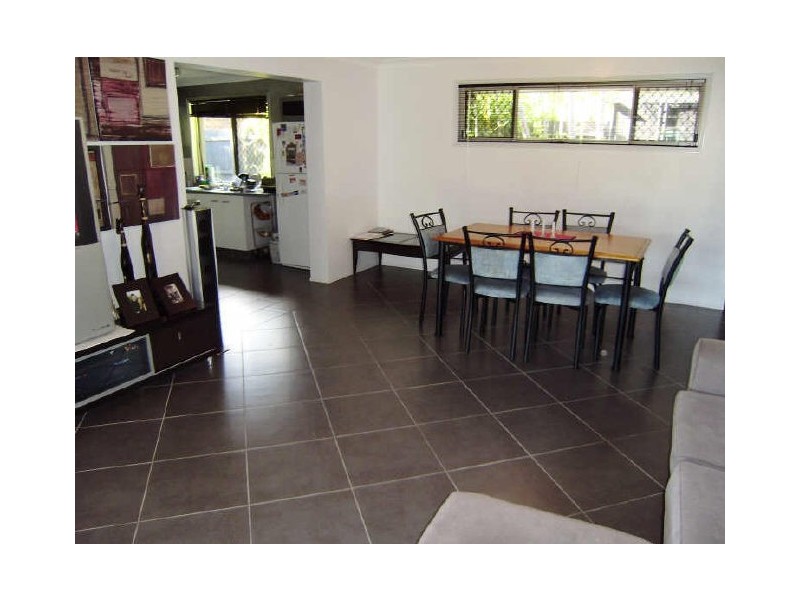 16 Angaston Avenue, Carrara QLD 4211