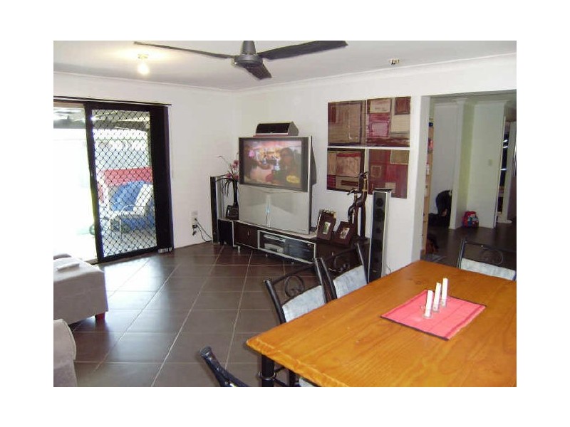 16 Angaston Avenue, Carrara QLD 4211