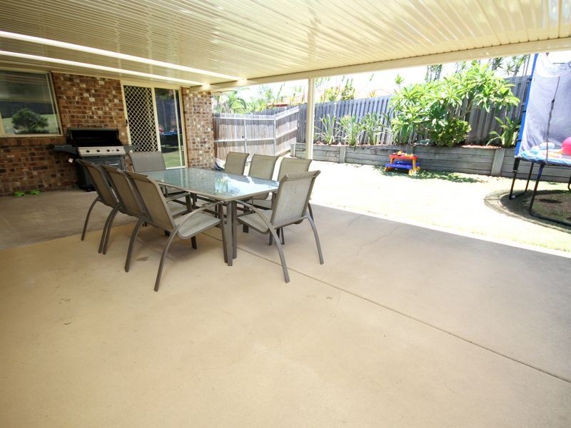 7 Glengarry Close, Highland Park QLD 4211