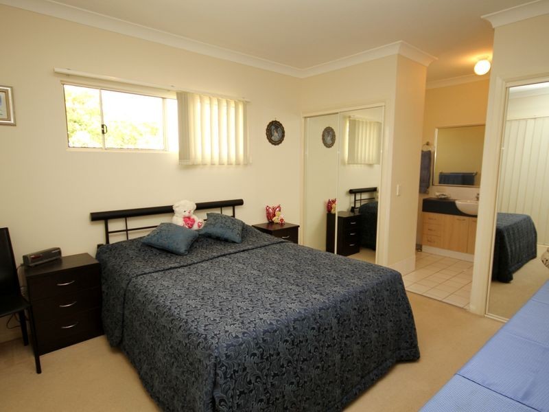 7 Glengarry Close, Highland Park QLD 4211