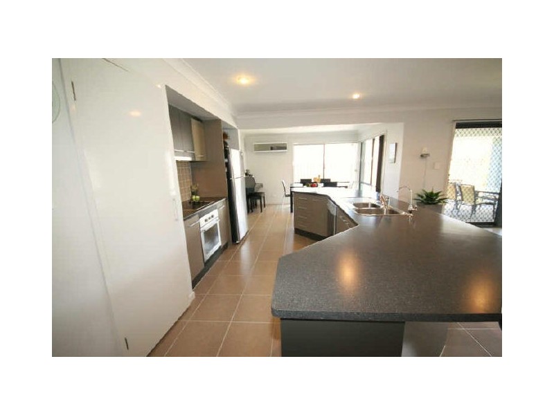 10 Abbey Rose Way, Nerang QLD 4211