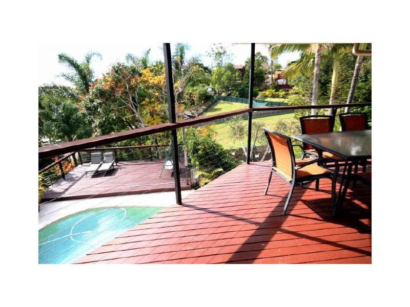 9 Kilmuir Street, Highland Park QLD 4211