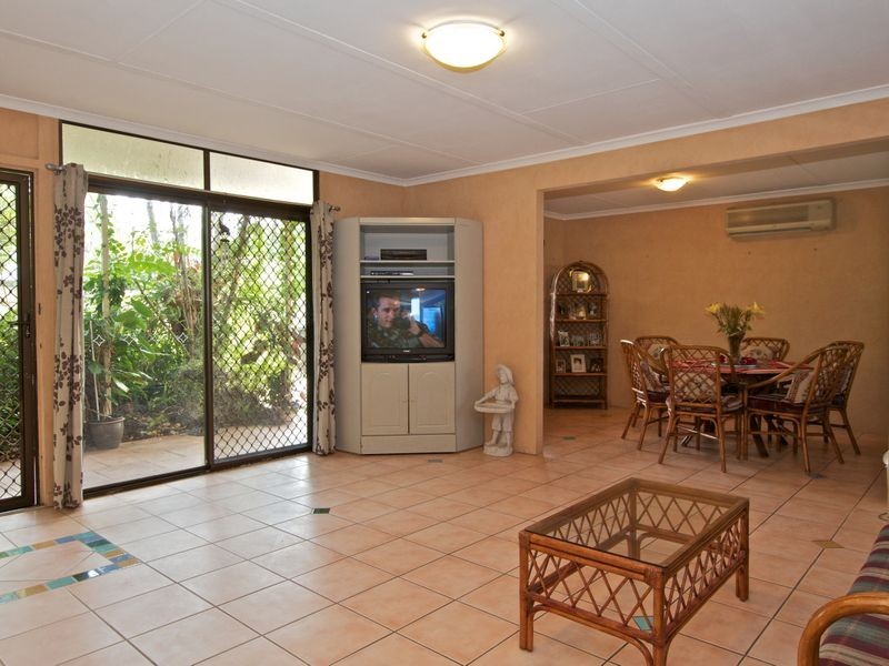 33 Mortensen Road, Nerang QLD 4211