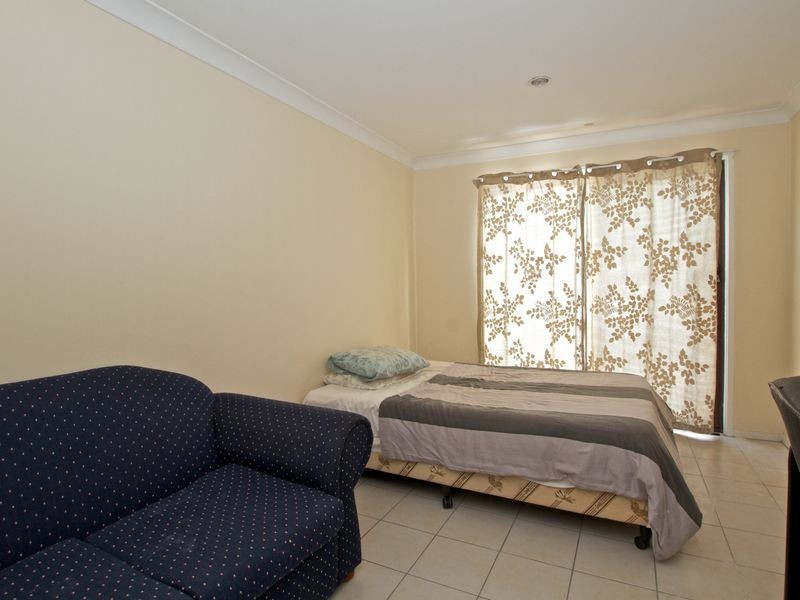 33 Mortensen Road, Nerang QLD 4211