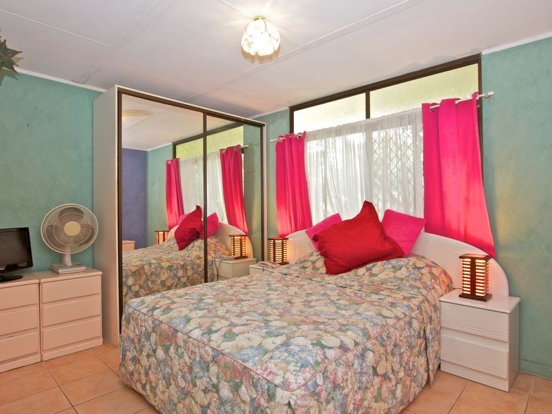 33 Mortensen Road, Nerang QLD 4211