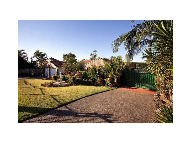 3 Kilmarnock Close, Highland Park QLD 4211
