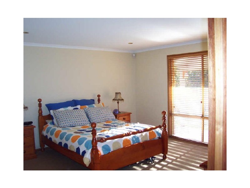 57 Narrow Leaf Road, Advancetown QLD 4211