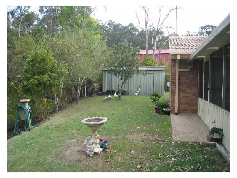 25 Josephine Terrace, Highland Park QLD 4211