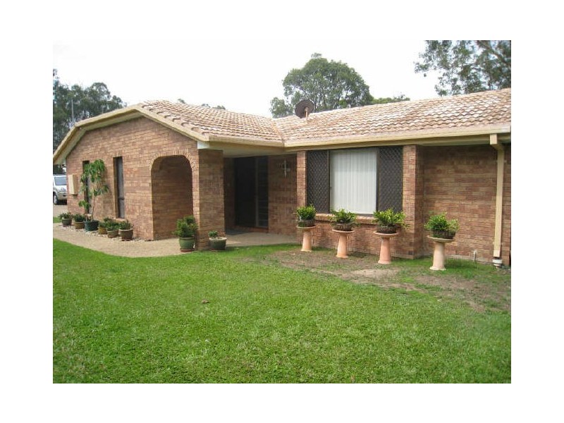 25 Josephine Terrace, Highland Park QLD 4211