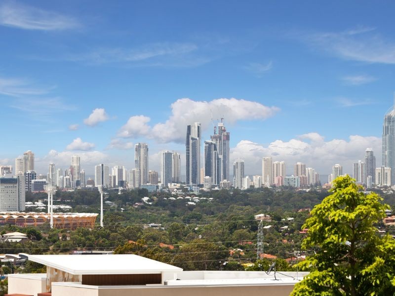 38 Tara Vista Boulevard, Highland Park QLD 4211