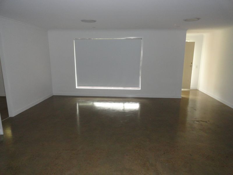 13 Richard Crescent, Highland Park QLD 4211