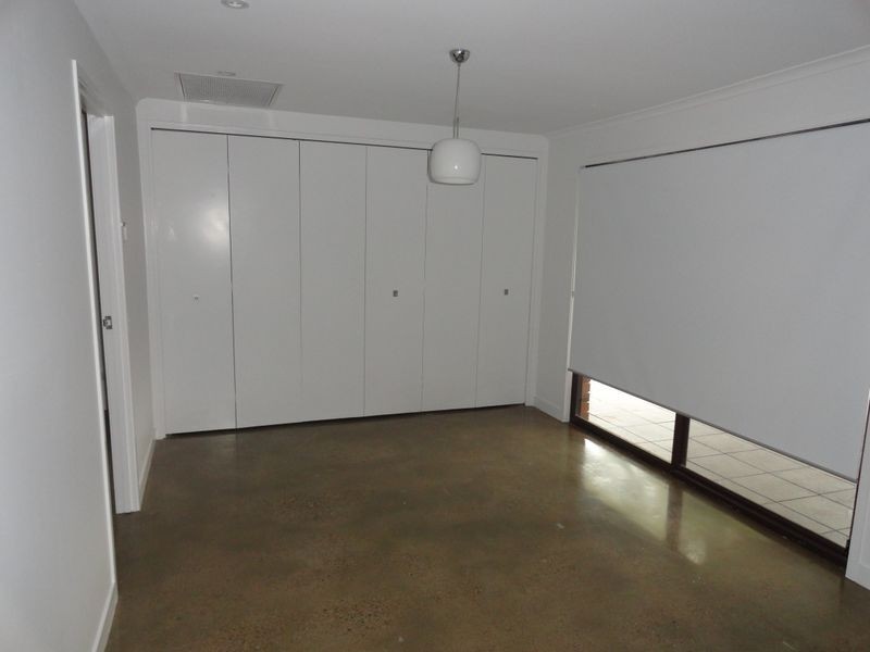 13 Richard Crescent, Highland Park QLD 4211