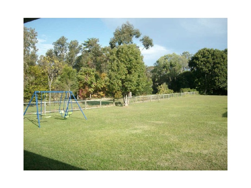 2 Yarraowee Drive, Nerang QLD 4211