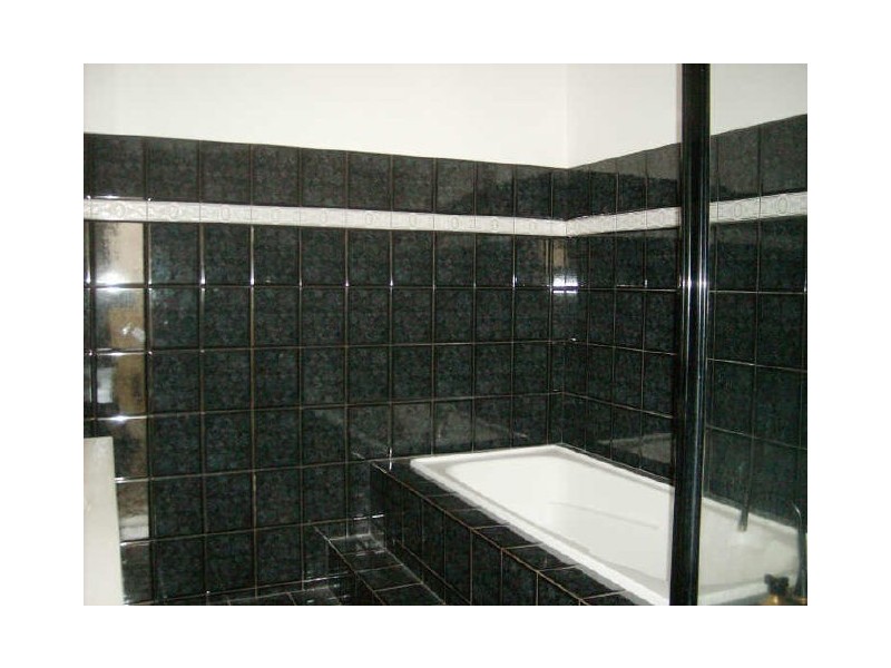 2 Yarraowee Drive, Nerang QLD 4211