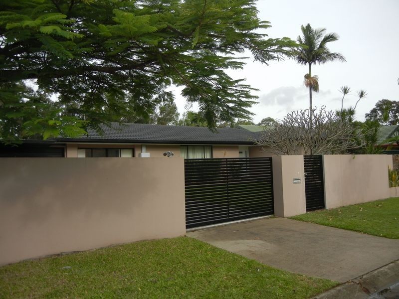 67 Nerang River Drive, Nerang QLD 4211