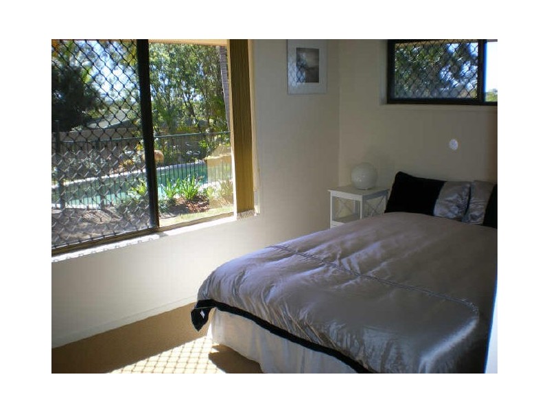 115 Explorers Way, Highland Park QLD 4211
