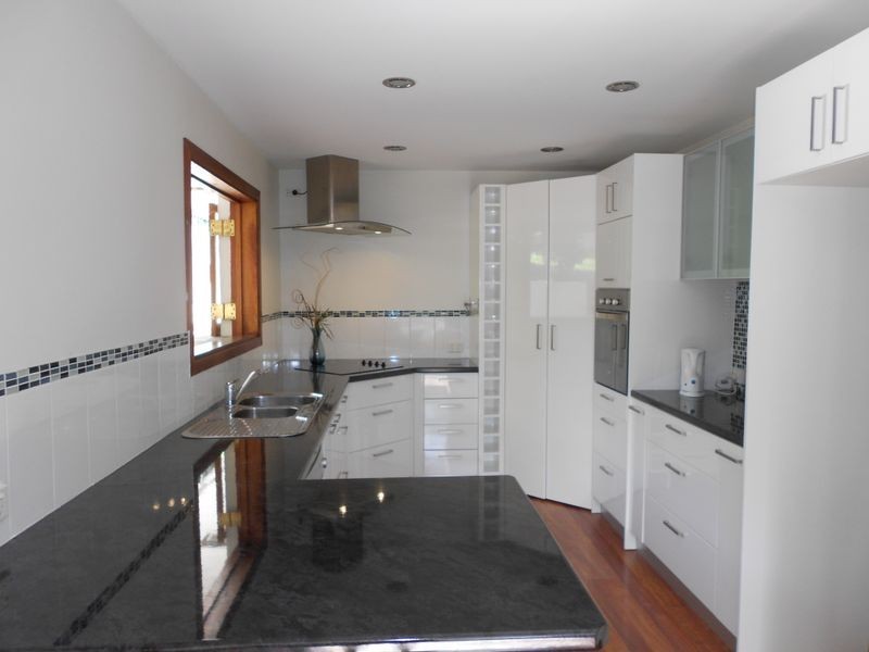 24 Yoolantie Crescent, Nerang QLD 4211