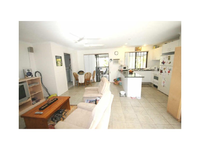 17 Marlene Court, Highland Park QLD 4211