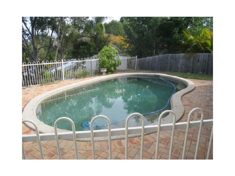 13 Marlene Court, Highland Park QLD 4211