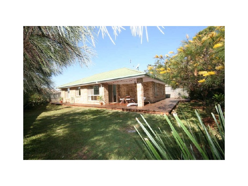 8 Rossmore Street, Nerang QLD 4211