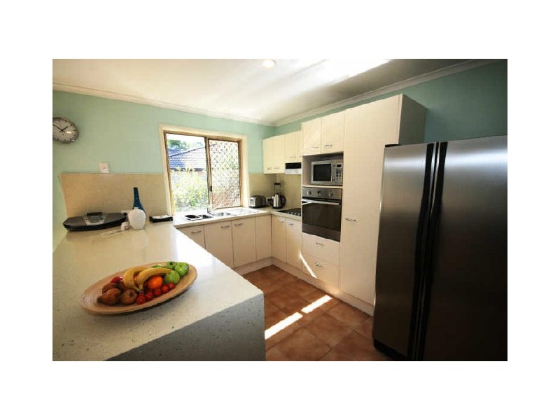 8 Rossmore Street, Nerang QLD 4211