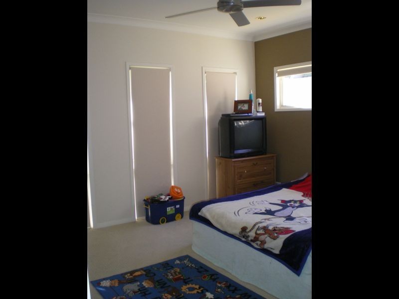 9 Chevron Rise, Highland Park QLD 4211