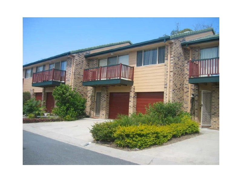 8/6 Ben Lomond Drive, Highland Park QLD 4211