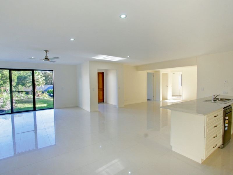 24 Alison Road, Carrara QLD 4211