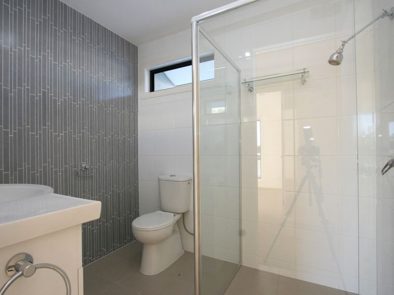 24 Alison Road, Carrara QLD 4211