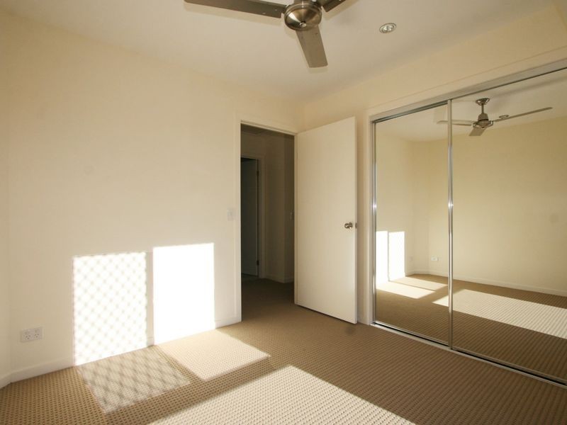 24 Alison Road, Carrara QLD 4211