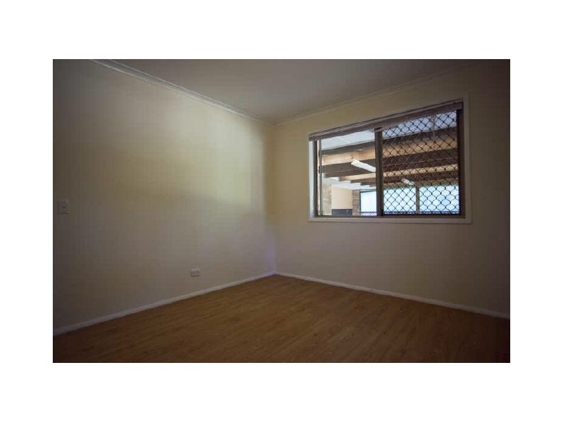 25 Kenneth Drive, Highland Park QLD 4211