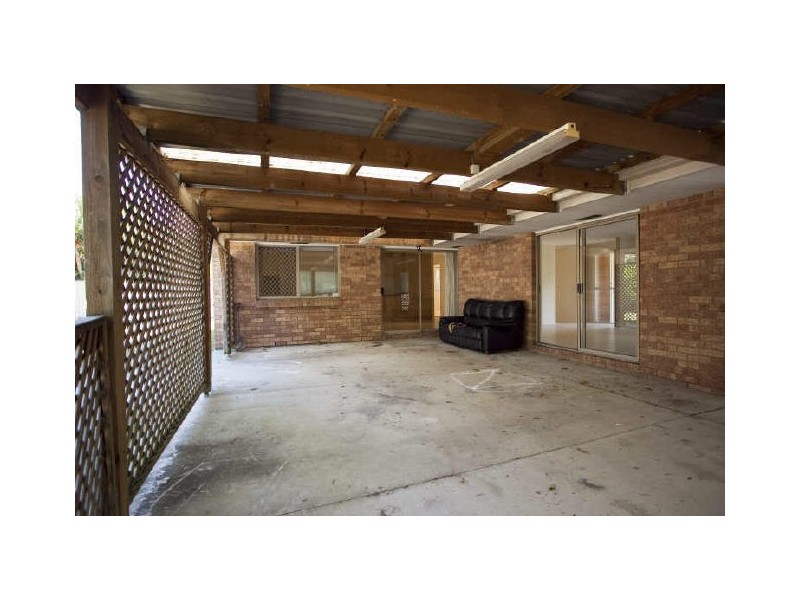 25 Kenneth Drive, Highland Park QLD 4211