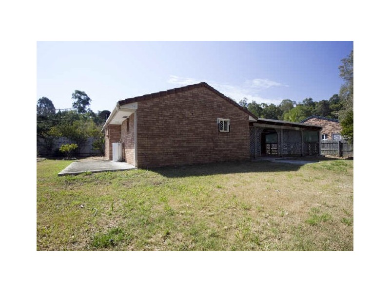 25 Kenneth Drive, Highland Park QLD 4211