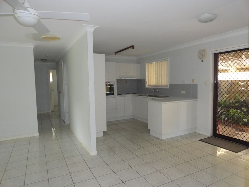 36 Yangoora Crescent, Ashmore QLD 4214