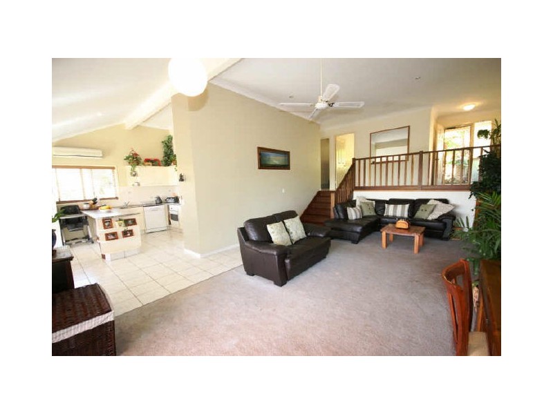 71 Paddington Drive, Carrara QLD 4211