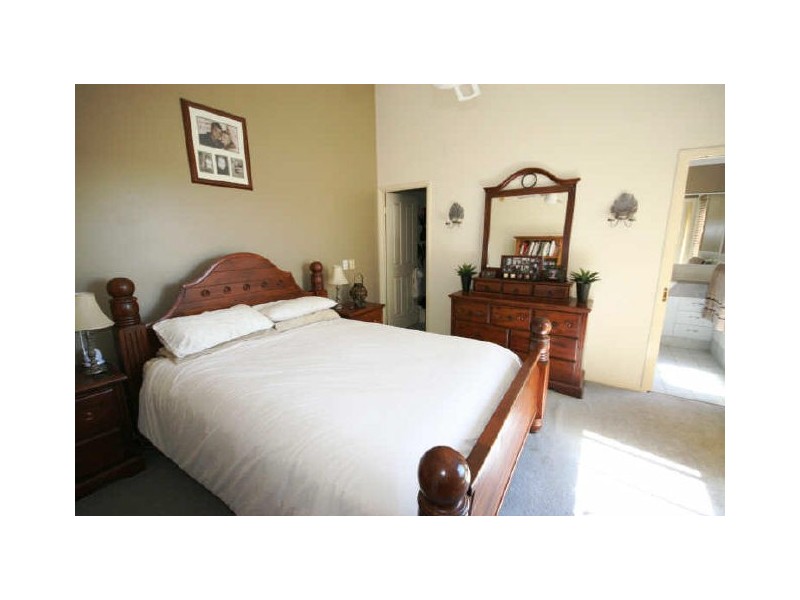 71 Paddington Drive, Carrara QLD 4211