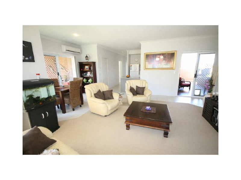 11B Abbey Rose Way, Nerang QLD 4211