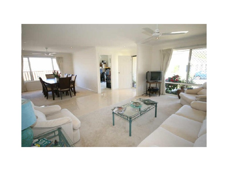 9 Abbey Rose Way, Nerang QLD 4211