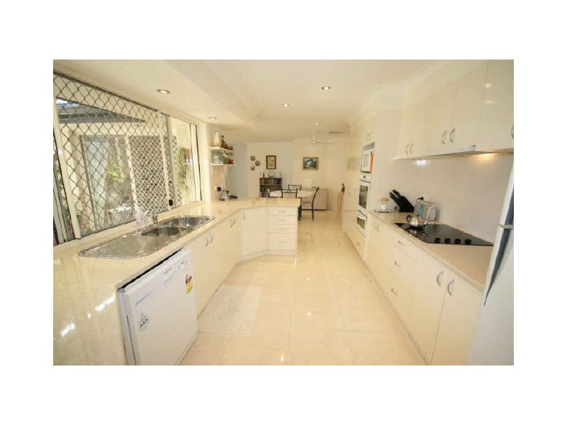 9 Abbey Rose Way, Nerang QLD 4211