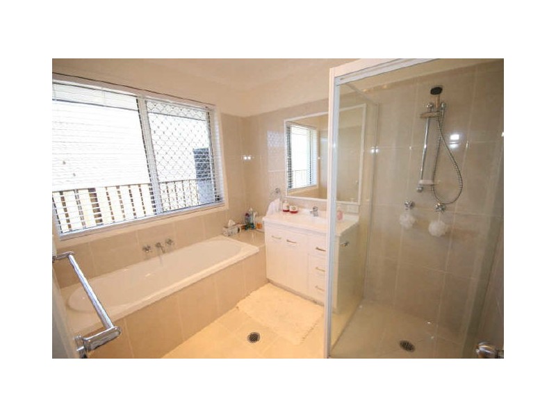 9 Abbey Rose Way, Nerang QLD 4211